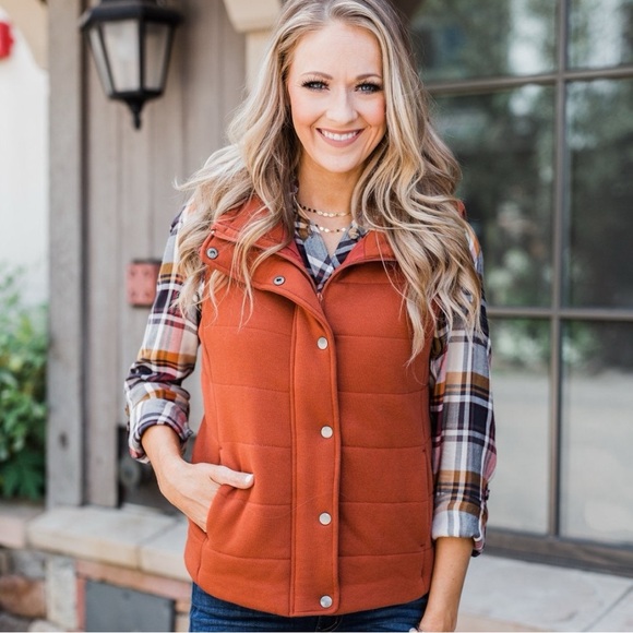 NWT Bacaal by Pulse | The Perfect Puffer Vest Quilted Burnt Orange - Picture 2 of 14